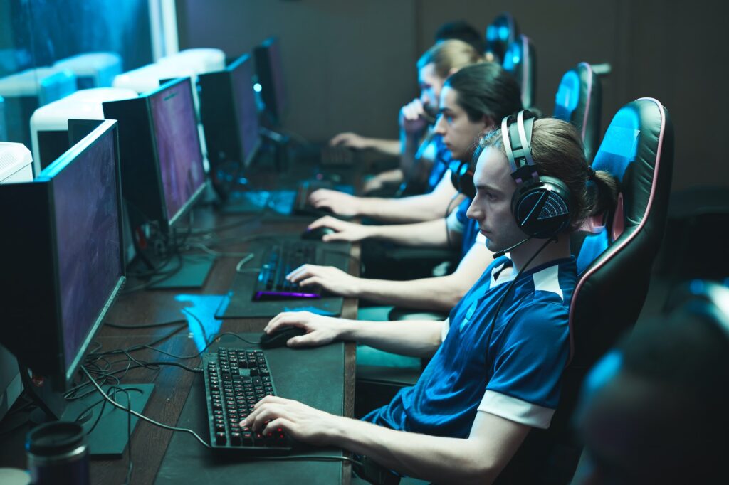 esports competition gaming team